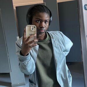 Meet your Posher, Kashindi